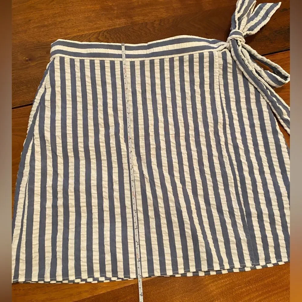 J Crew Striped Blue and White Women's Skirt Size 4